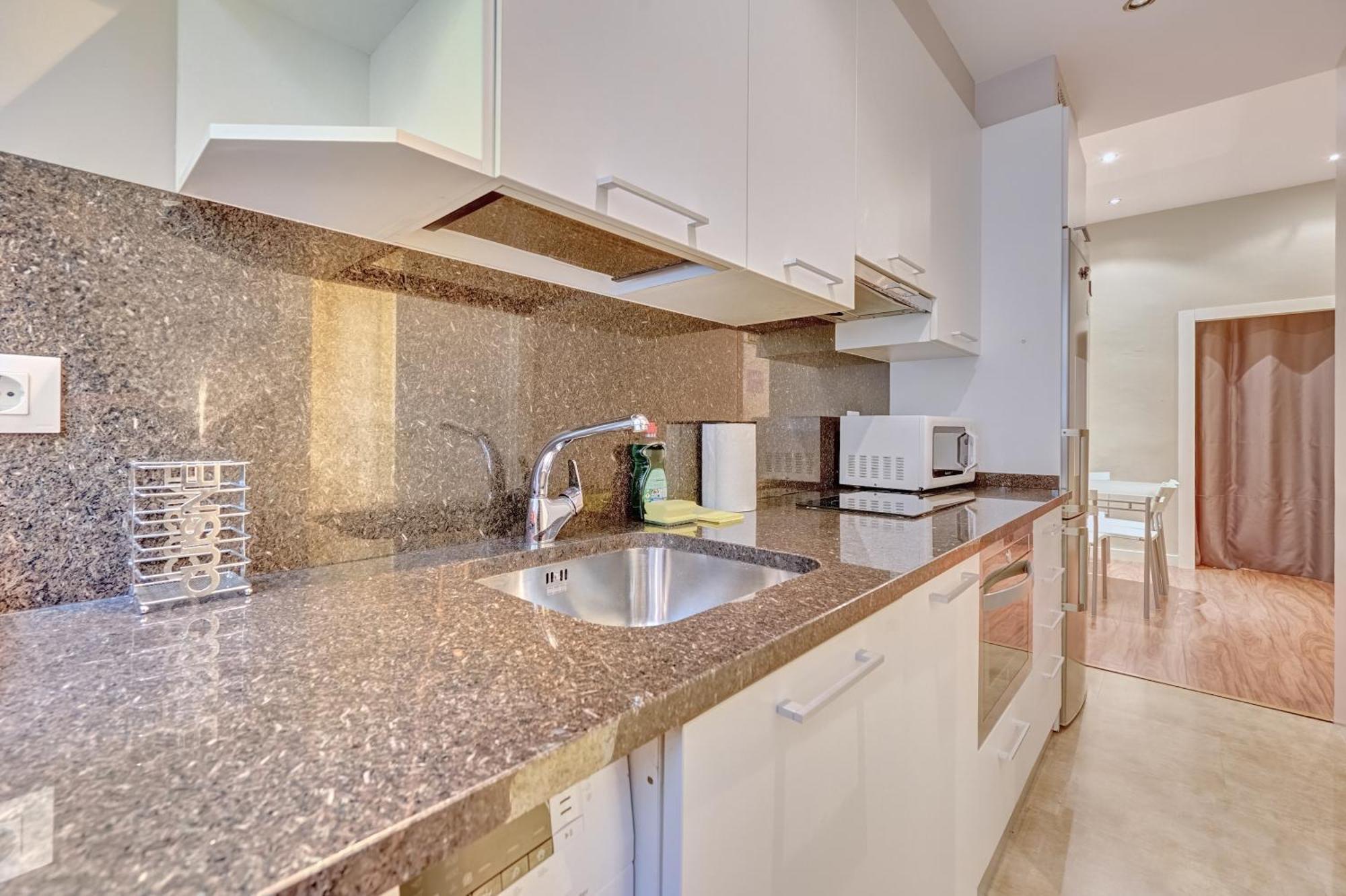 Curia 6 By Clabao Apartment Пампона Екстериор снимка