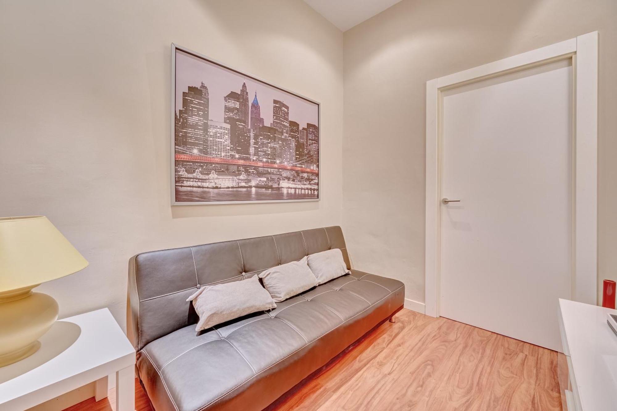 Curia 6 By Clabao Apartment Пампона Екстериор снимка