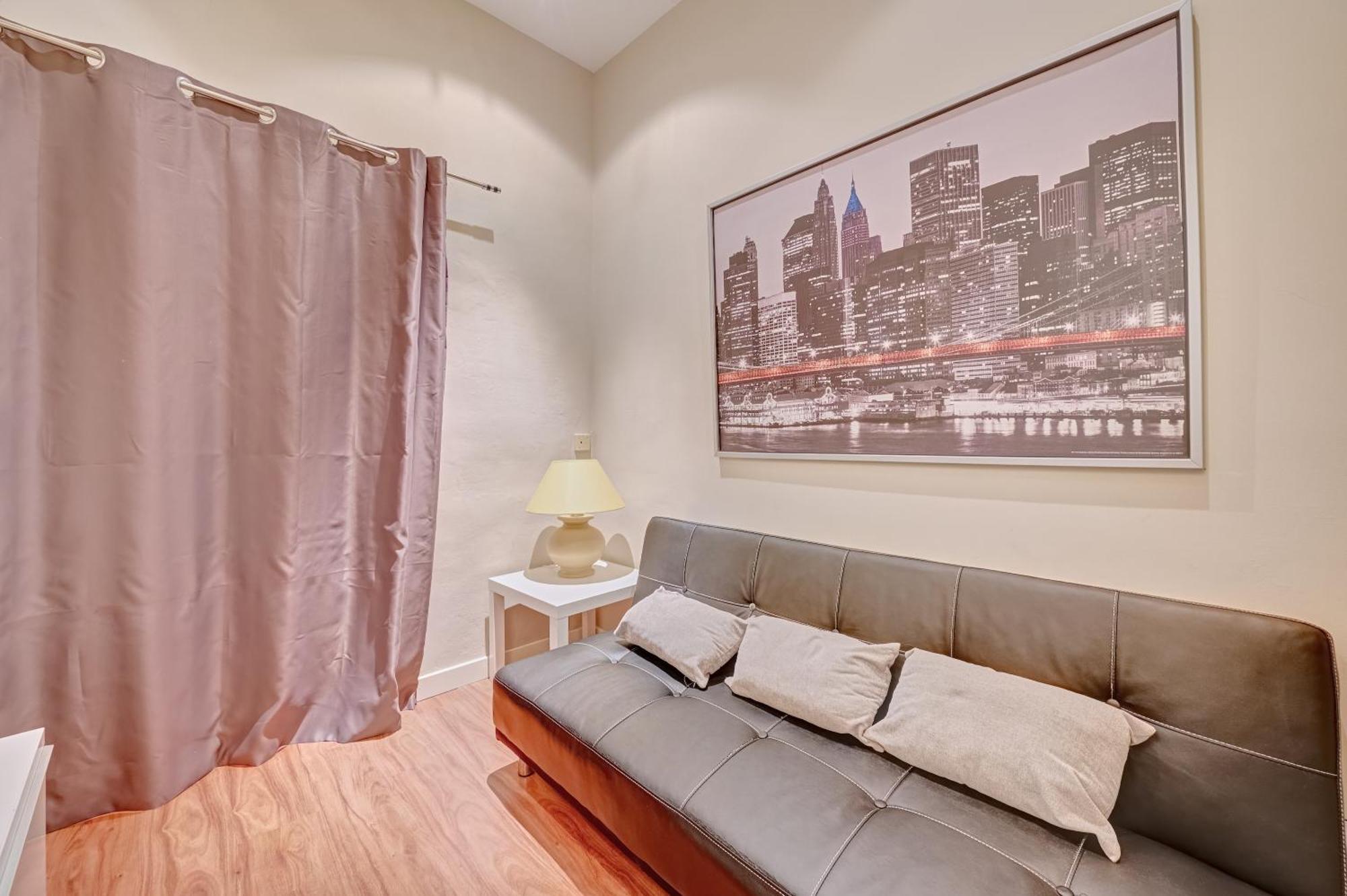 Curia 6 By Clabao Apartment Пампона Екстериор снимка